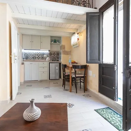 Apartamento Casetta Centro Storico Puglia On Line Alliste