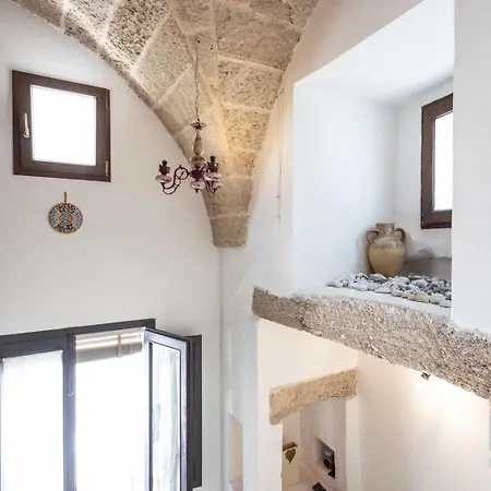 Casetta Centro Storico Puglia On Line Alliste